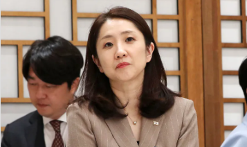 김수경 대변인 프로필